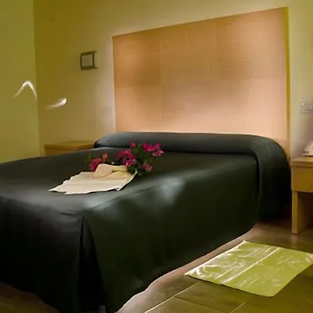 Magna Grecia Village 4*
