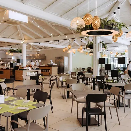 Курортный комплекс Nicolaus Club Magna Grecia
